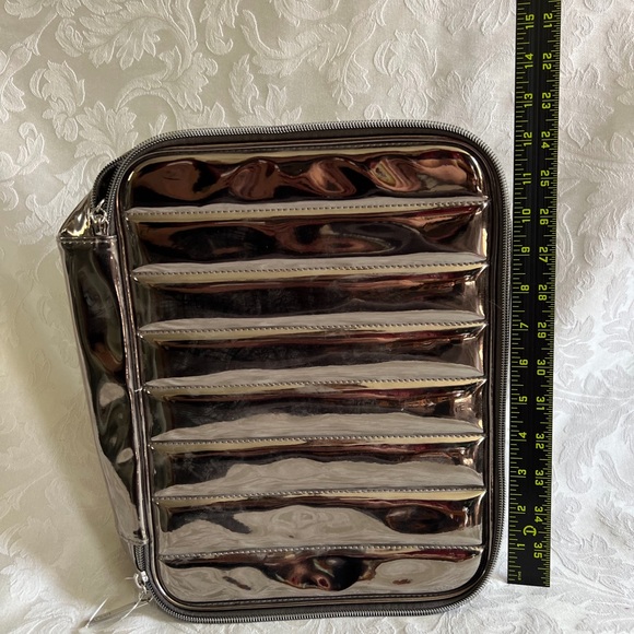 chrome reflective gunmetal case zip with handle landcome promo bag - Picture 3 of 7